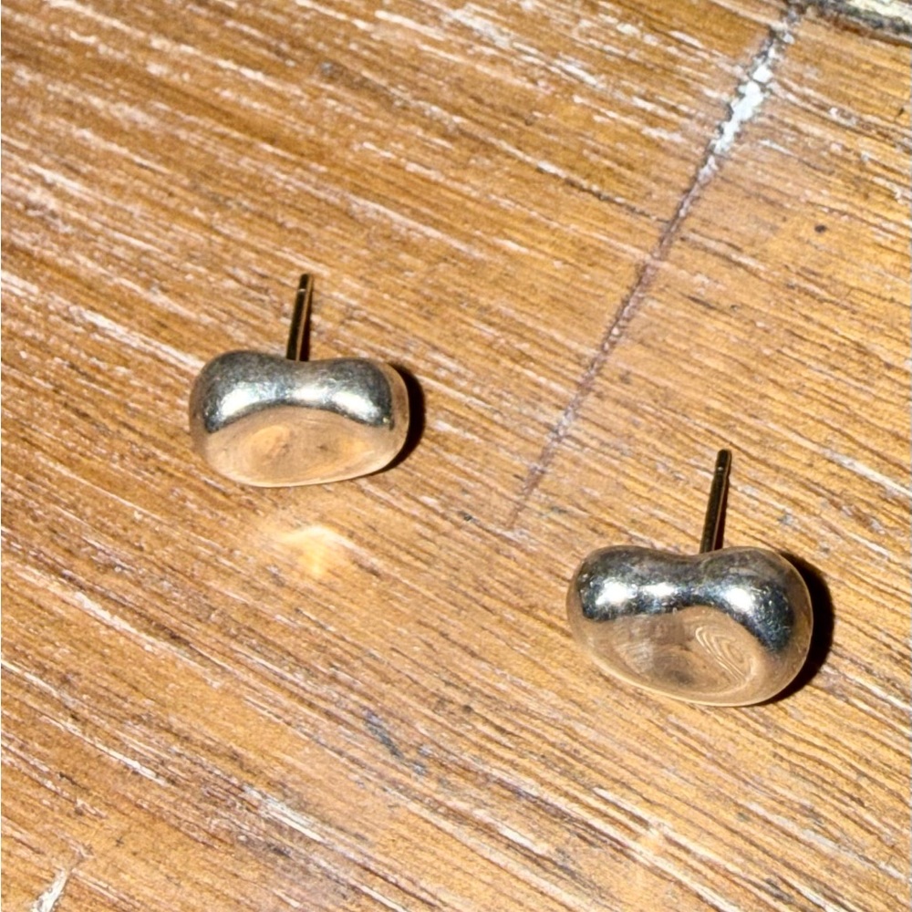 Tiffany & Co. Silver Elsa Peretti Bean Stud Earrings - Picture 2 of 7